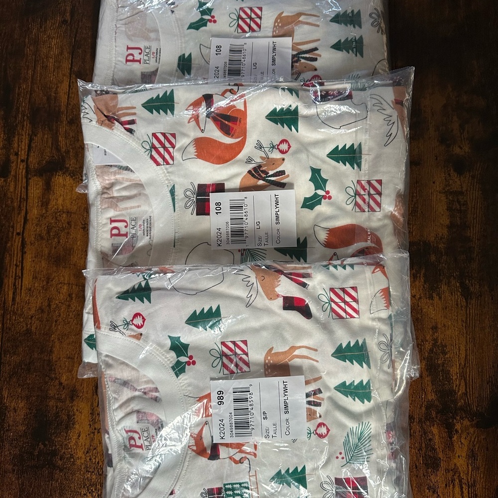 3 sets of PJ Place Adult Matching Family Christmas  Pajama Set 2 L, 1 Sm NWT - Picture 5 of 6